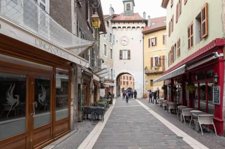 Chalet Charm In The Heart Of The Old Town Annecy Eksteriør billede