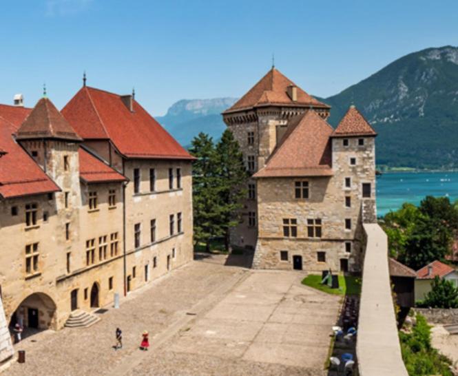 Chalet Charm In The Heart Of The Old Town Annecy Eksteriør billede